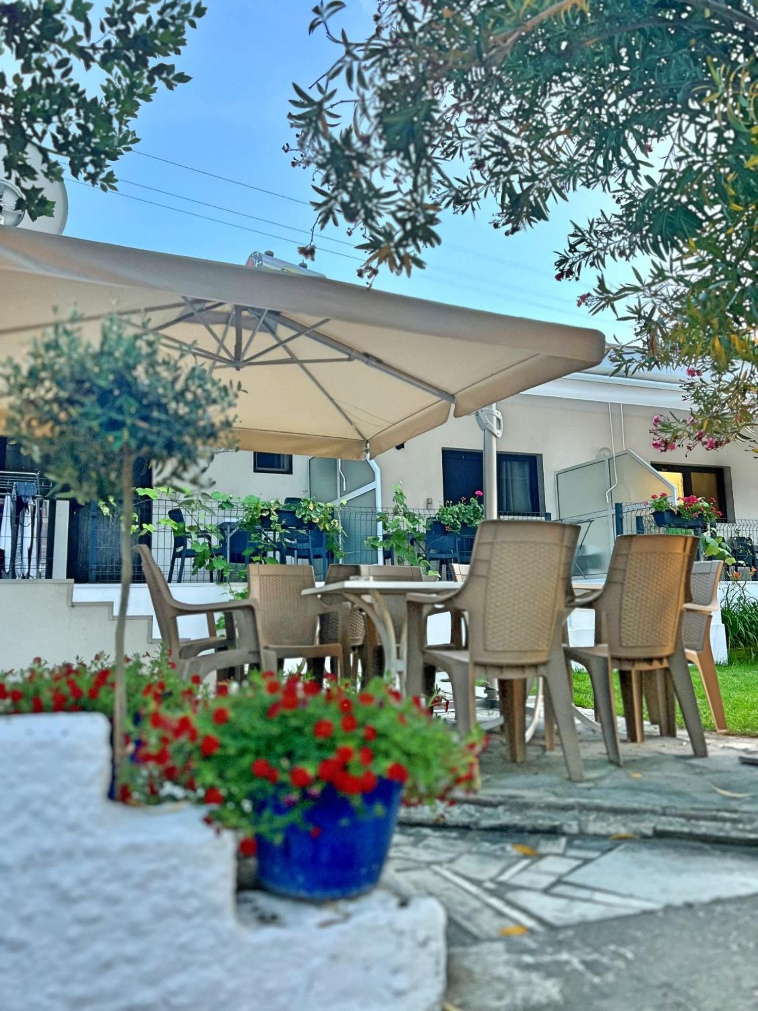 Guest House Julia Stavros  Esterno foto